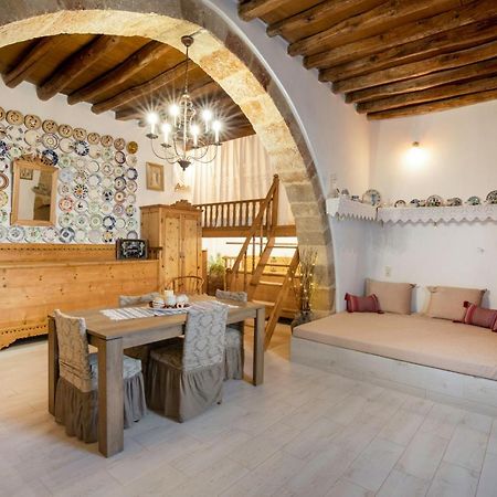 "Finio" Traditional House Apartment Archangelos  Exterior foto