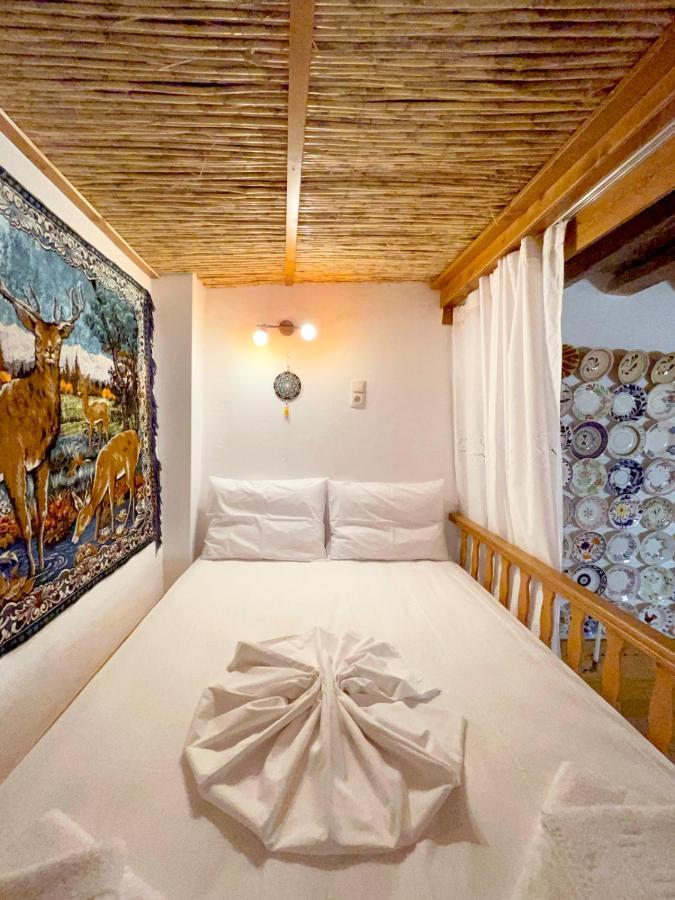 "Finio" Traditional House Apartment Archangelos  Exterior foto