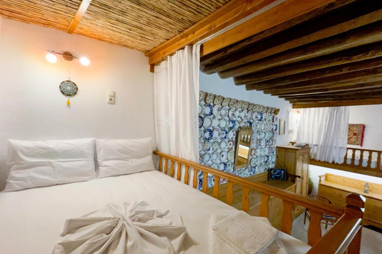 "Finio" Traditional House Apartment Archangelos  Exterior foto