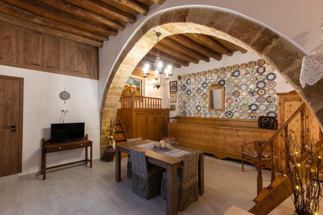 "Finio" Traditional House Apartment Archangelos  Exterior foto