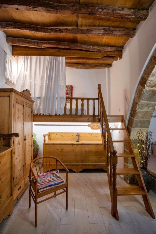 "Finio" Traditional House Apartment Archangelos  Exterior foto