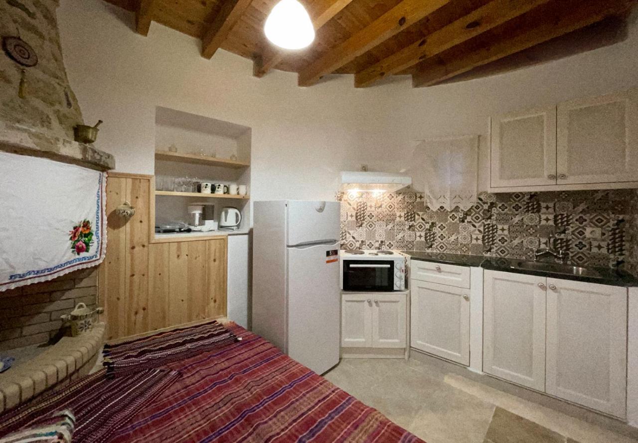 "Finio" Traditional House Apartment Archangelos  Exterior foto