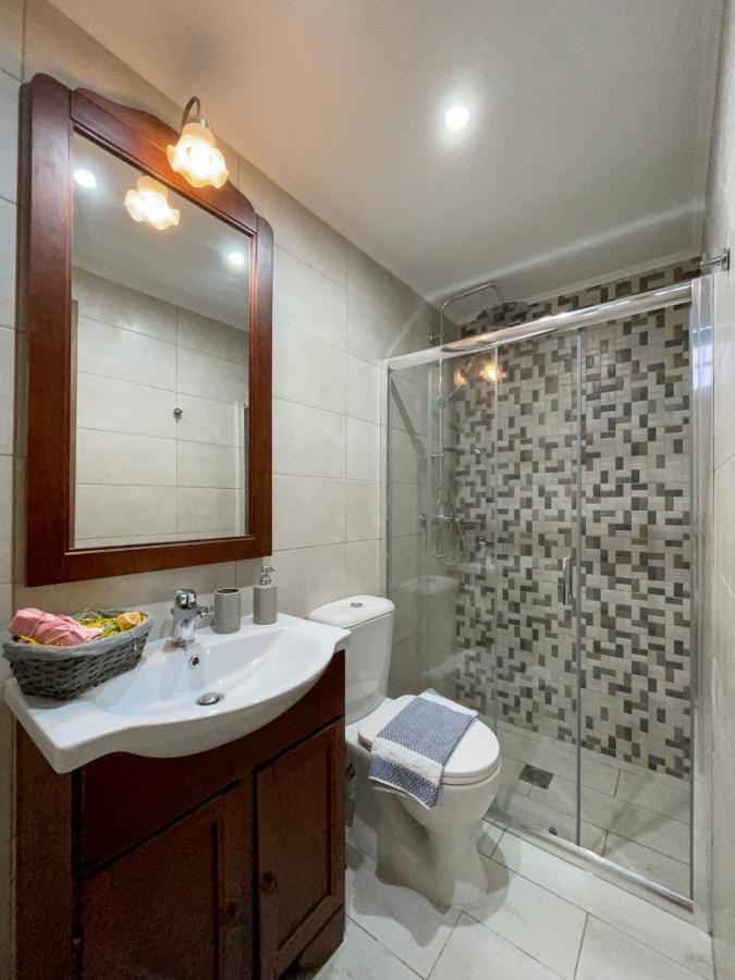 "Finio" Traditional House Apartment Archangelos  Exterior foto